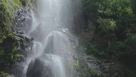 河流水流瀑布水花溪水自然森林 (3)