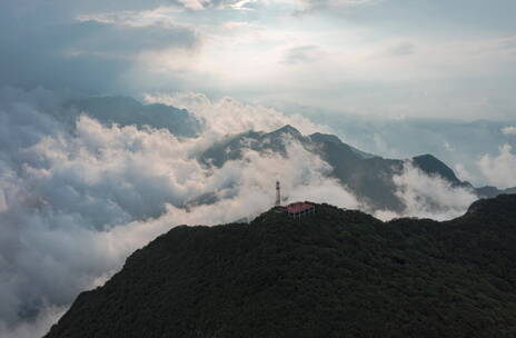 5K常德壶瓶山风景区主峰顶云雾延时2