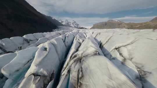 航拍西藏冰岛雪山百年不化冰川长百米视频素材模板下载