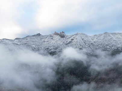 马岭天观雪山云雾缭绕景观 5K延时