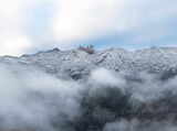 马岭天观雪山云雾缭绕景观 5K延时高清在线视频素材下载