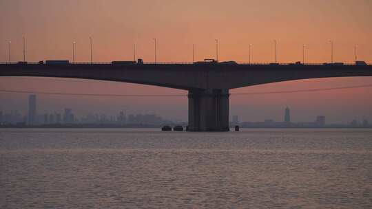 立交桥车流 黄昏日落 桥梁城市交通下沙大桥