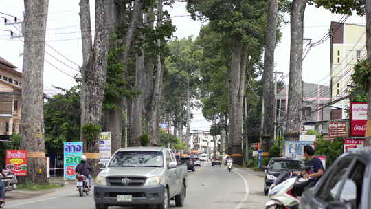 泰国清迈曼谷城市郊外郊区车辆汽车道路