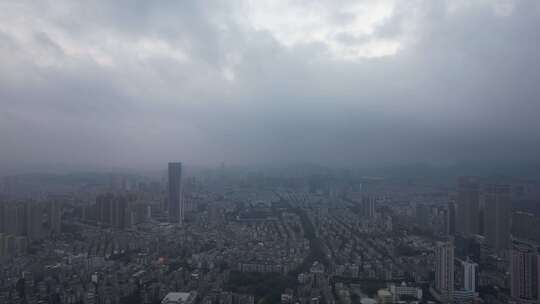 城市极端天气暴雨来袭航拍广东中山