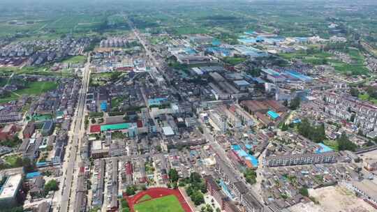 航拍城镇全景建筑操场学校医院