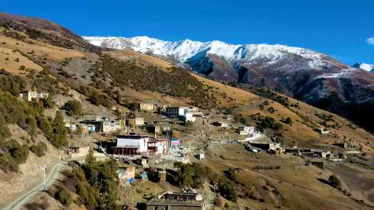 西藏高海拔古寺雪山航拍4K