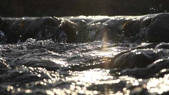 夕阳 水流 风景 水光 河流 慢动作 小溪