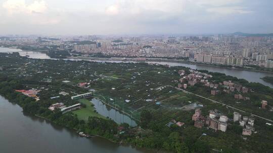 江边湿地航拍