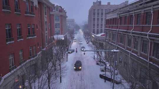 天津津湾广场解放北路雪景