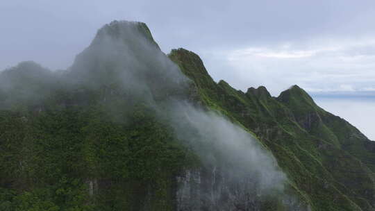 瓜罗阿牧场公园在阴天电影热带自然山景