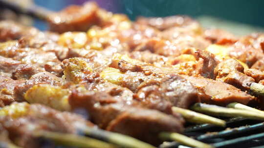 烧烤 烤羊肉串 美食烧烤 撸串烤串 夜市小吃