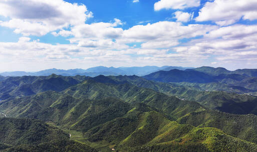 航拍山区 大山延时 空镜头