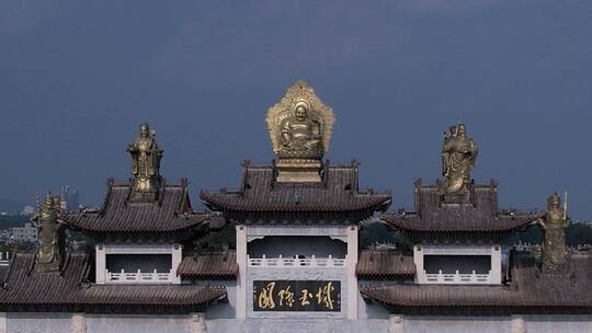 镇平石佛寺国际玉城大门佛像希区柯克变焦03