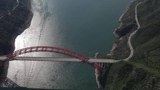 航拍重庆巫山巫峡口长江大桥