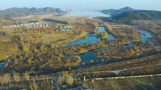 北京怀柔怀九河下游湿地秋季风光航拍视频