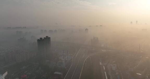 上海锦江乐园夏季日出平流雾航拍