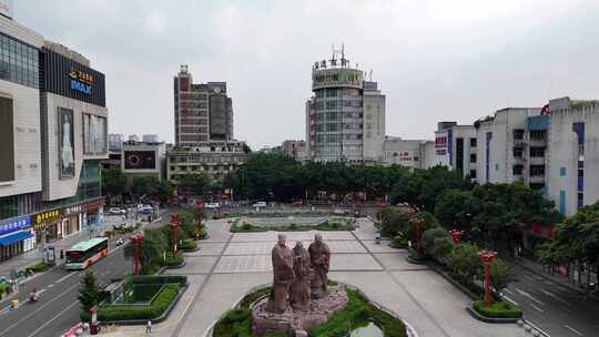 航拍四川眉山三苏雕像广场