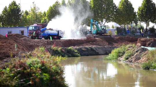 挖掘机整修河道施工 河北省河道整治视频素材模板下载