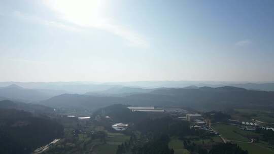 山川云雾千里江山