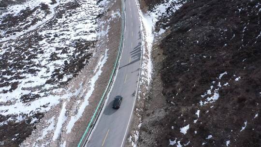 甘孜 高原  雪山 马路 4K航拍视频素材模板下载