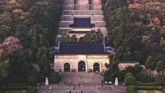 南京钟山风景区中山陵秋景