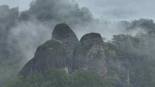 航拍武夷山风景区国家森林公园丹霞地貌风光视频素材模板下载