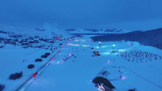 牙克石凤凰山喜桂图小镇冰雪夜景灯光