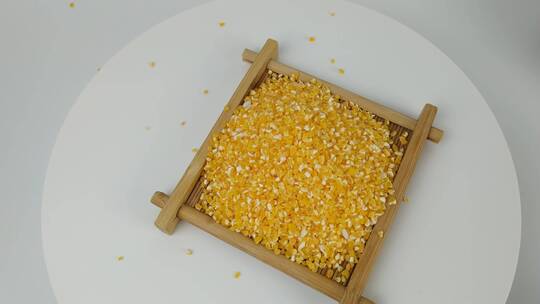 五谷杂粮玉米渣子4k视频粗粮食材视频素材模板下载