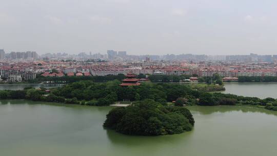 航拍福建泉州西湖公园