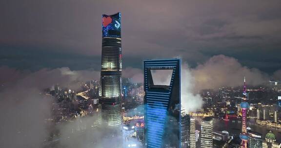 上海夏季平流雾夜景航拍