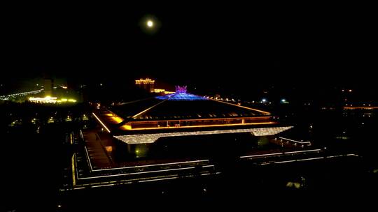 4K航拍月色下的孔子博物馆夜景