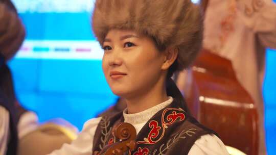 民族舞蹈表演与乐器