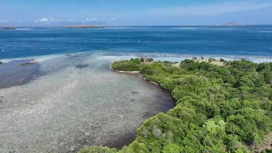 印尼东努沙登加拉海岸线航拍自然风光视频素材模板下载