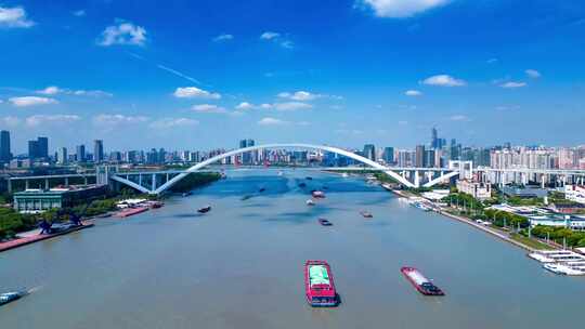 上海市黄浦江卢浦大桥城市环境