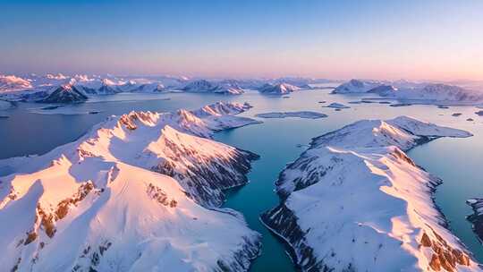 雪山湖泊航拍全景