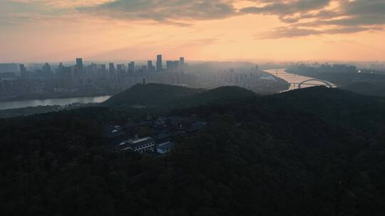 广西南宁青秀山观音禅寺日落航拍