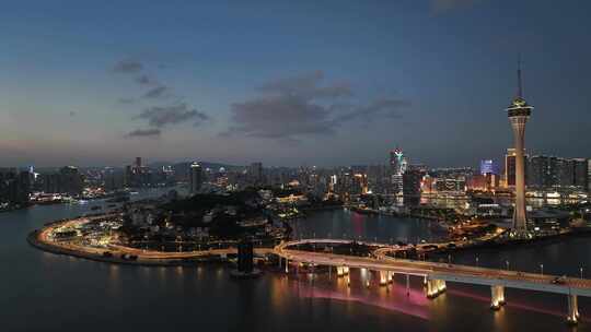 澳门西湾大桥澳门塔夜景航拍