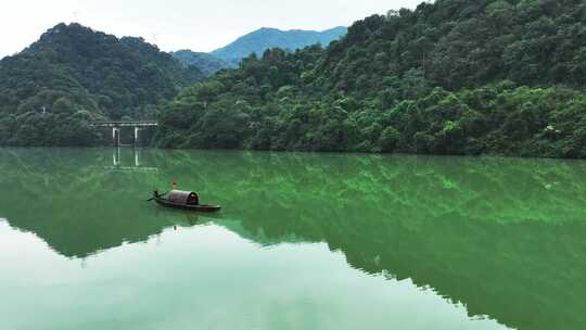 渔翁撒网湖南东江湖