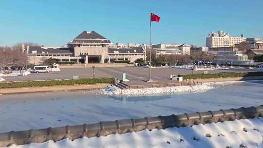 党建党史博物馆纪念馆冬日周邓纪念馆雪景