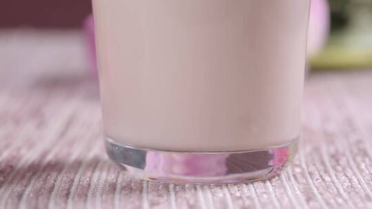 牛奶豆浆蛋白质