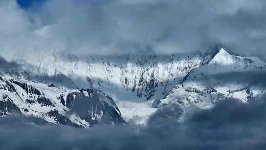 梅里雪山