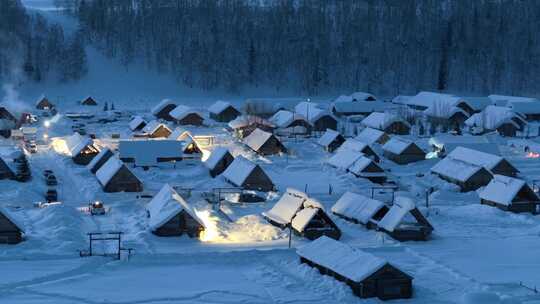 禾木冬天晨曦 村庄 禾木雪景新疆冬季旅游