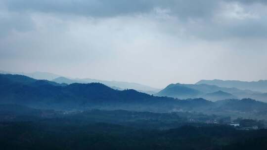 中国风 水墨山 风景 万重山 意境 山水画