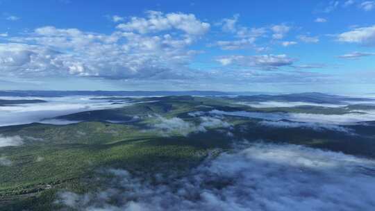 黎明航拍绿色山川云雾缭绕20240901 (15)