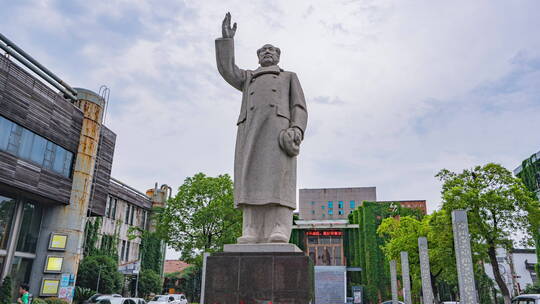 南昌699文化创业园毛主席雕像移动延时