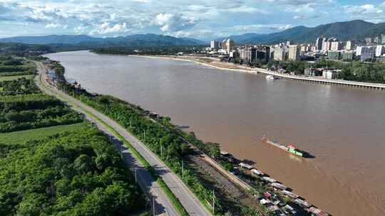 航拍泰国老挝清盛城市湄公河河滨景观