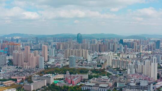 协信天地楼顶航拍昆明全景