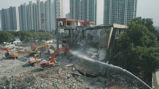 废弃建筑拆除的无人机视图