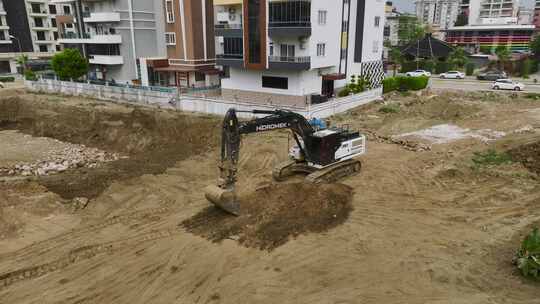 Drone View重型机械开始房屋建设