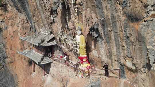 云南大理宾川观音箐悬空寺航拍